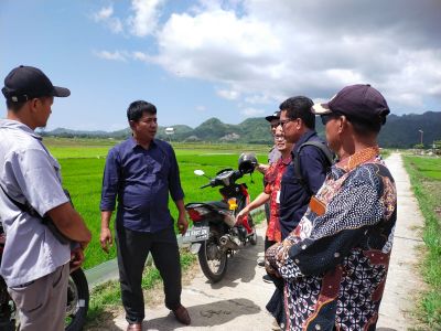 Kunjungna dari KEMENTRIAN terkIT Program SUMURP di Desa Sidomukti, kecamatan Kuwarasan,kabupaten Kebumen